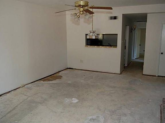 2nd image of 7837 Pacific Pearl St