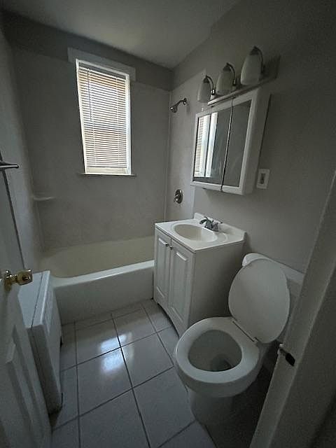 2nd image of 147 Vose Ave APT B7