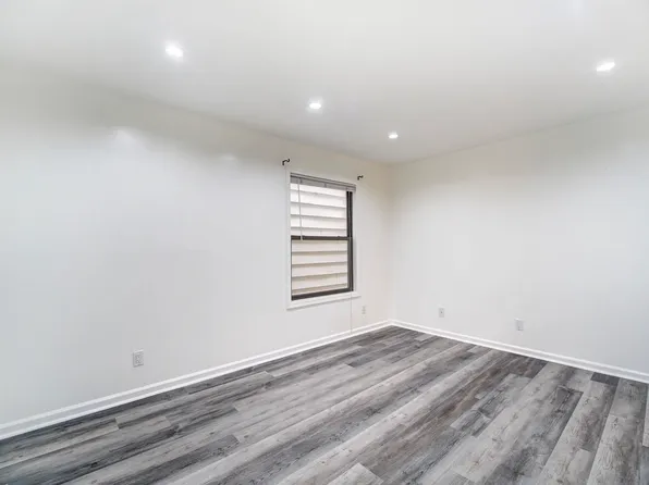 22 69th Street image 8 of 11