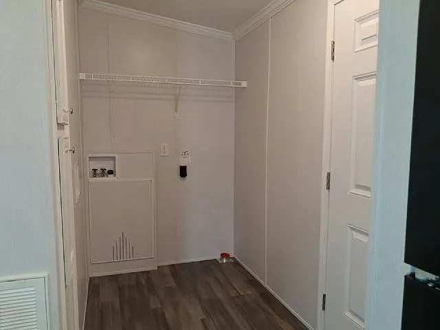 3 bed, 2.0 bath, 960 sqft, $2,150 — Photo 4