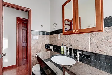 Rented by Batra Group Inc