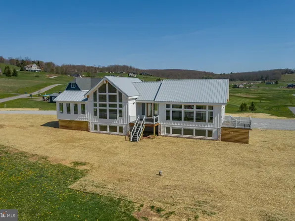 619 Waterfront Greens Dr, Swanton, MD 21561