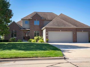 875 Fox Ridge Rd, Dike, IA 50624
