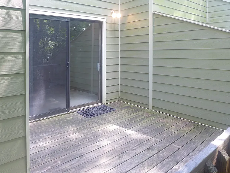 206 Cedarwood Ln — Photo 11