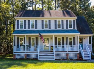 13401 Winning Colors Ln, Midlothian, VA 23112