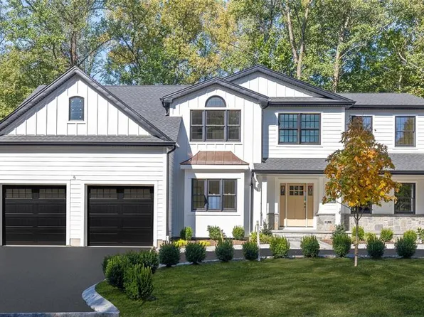 704 Orangeburgh Rd, Westwood, NJ 07675