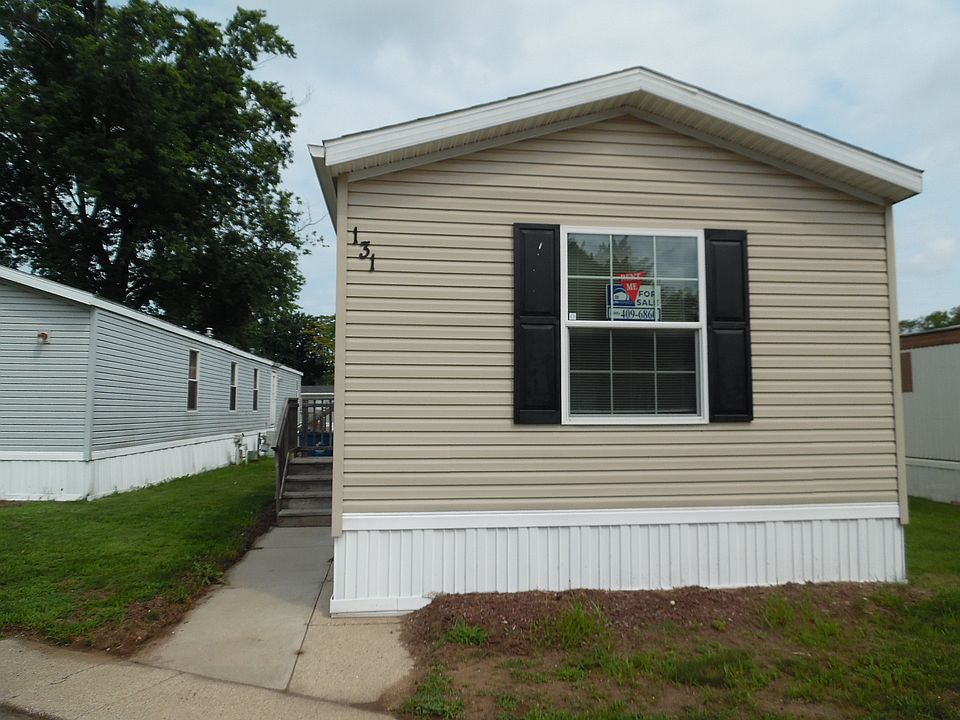 1st image of 131 Southbrook St SE #56