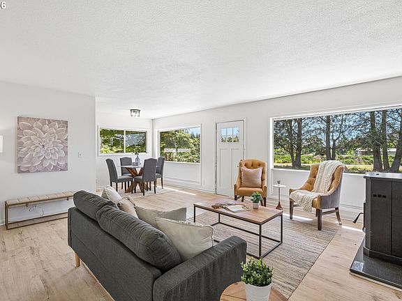 5th image of 23380 SE Howlett Rd