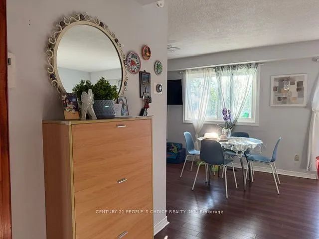 5 bed, $3,200 — Photo 3