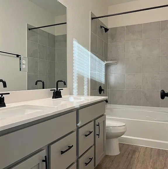 4527 Lally Brook Ct — Photo 6
