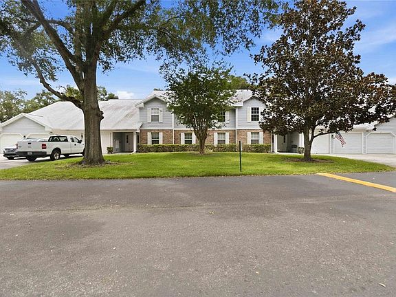 3rd image of 5278 Whitstable Way APT 5