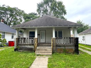 1306 1/2 N Champaign St, Champaign, IL