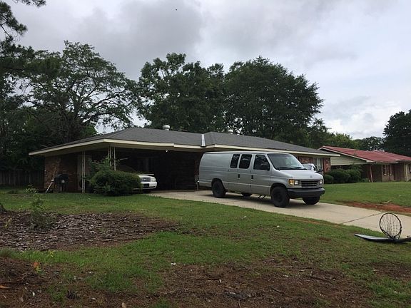 2nd image of 2702 15th Ave