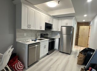 476 Commonwealth Ave APT 8, Boston, MA 02215