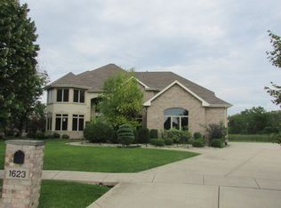 1623 Berwick Ct, Flossmoor, IL 60422