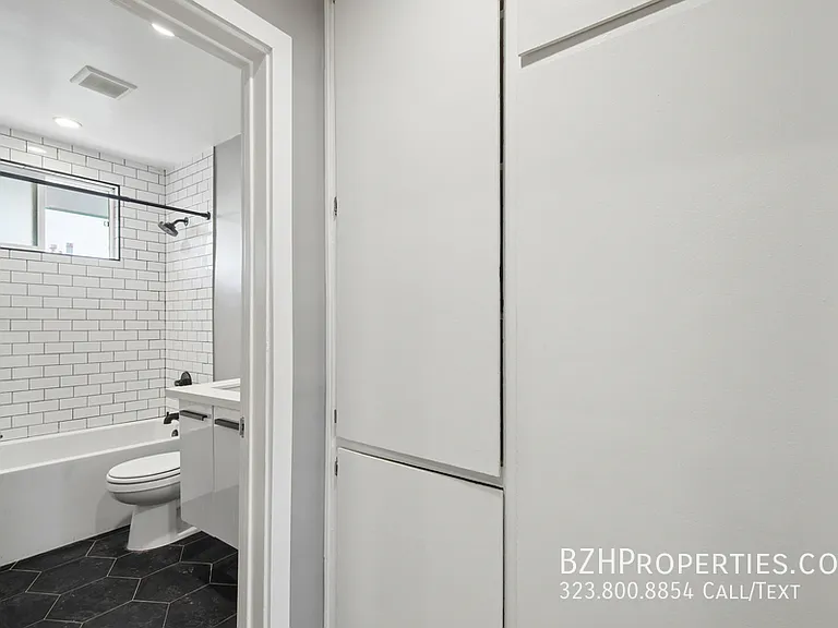 252 S New Hampshire Ave — Photo 29