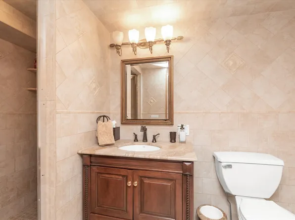 4 Point Crescent image 19 of 25