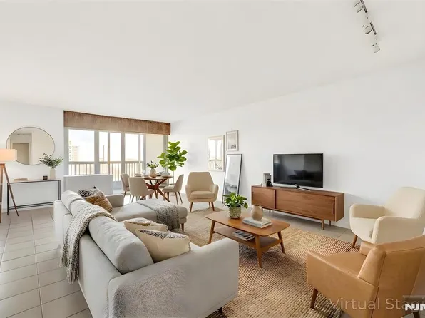 5 Horizon Rd #907, Fort Lee, NJ 07024