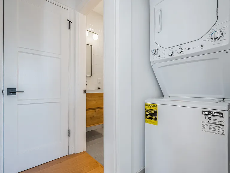1312 Riviera Ave #303 — Photo 3