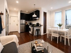 179 Mulberry St, New York, NY