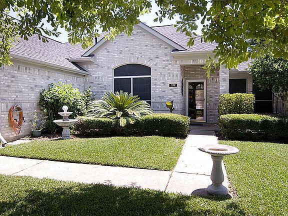 2nd image of 212 Leghrand Ct