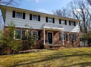 46 Round Top Rd, Warren, NJ 07059