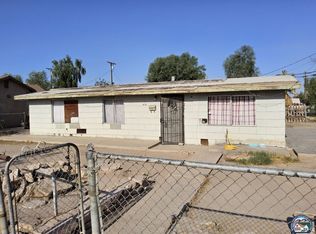 402 Blair Ave, Calexico, CA 92231