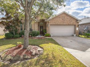 3233 Emma Lake Ct, Dickinson, TX 77539