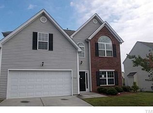 912 Golden Crest Dr, Durham, NC 27704