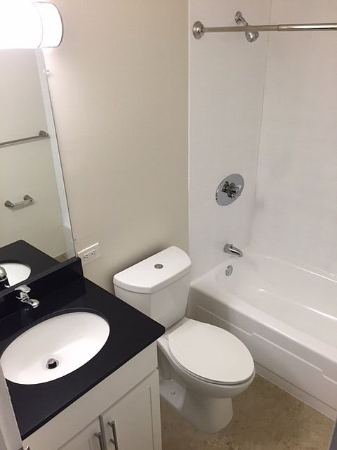 2nd image of 11 Centre St