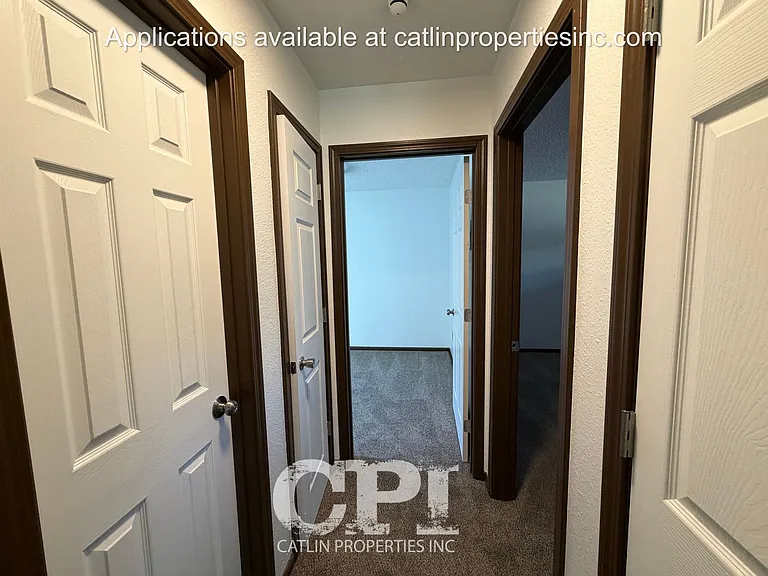 1063 16th Ave — Photo 7