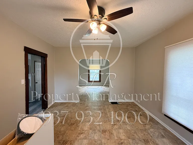 617 Saint Paul Ave — Photo 16