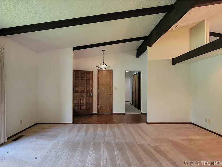 4027 E 82nd Pl — Photo 14