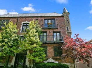 7520 Buckingham Dr APT 2W, Saint Louis, MO 63105