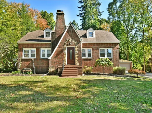 572 N Main St, Poland, OH 44514