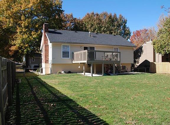 3rd image of 311 SE Claremont St