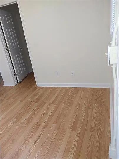 693 Dalvigney St NW — Photo 26