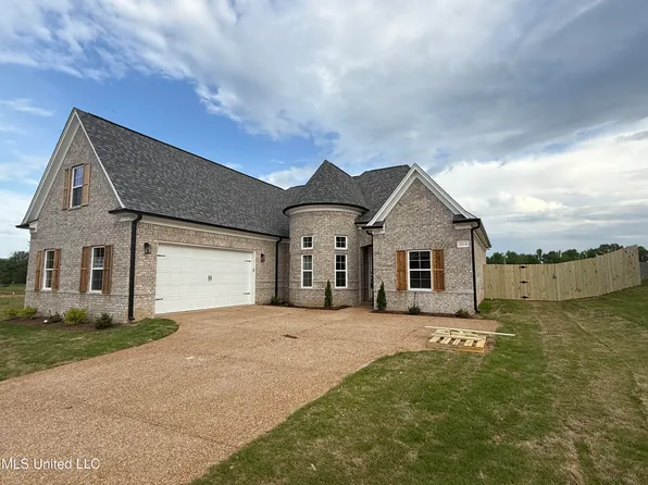 2519 Beauvoir Dr, Hernando, MS 38632