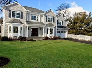 4 Fairway Ave, Rye, NY 10580