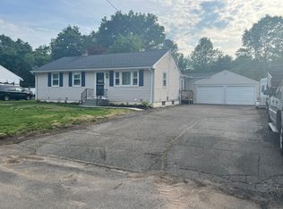 88 Robindale Dr, Plantsville, CT 06479