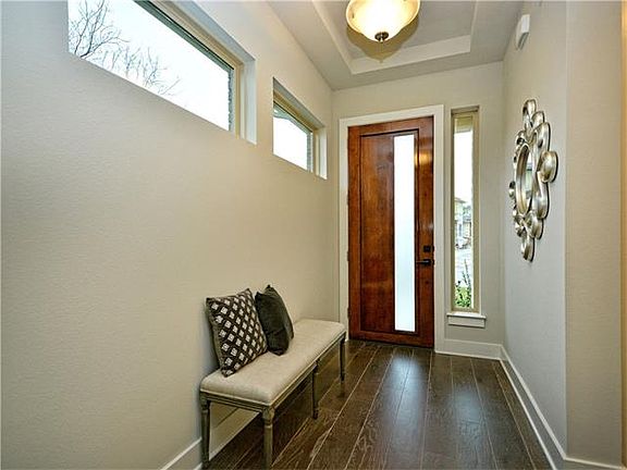 2nd image of 1009 Paul Thomas Dr