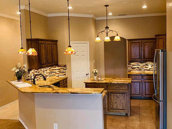 Undercounter light accents