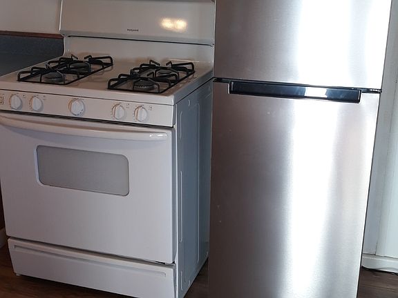 2nd image of 200 S Marshall St #9