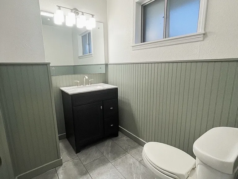 246 Maxine Dr — Photo 13
