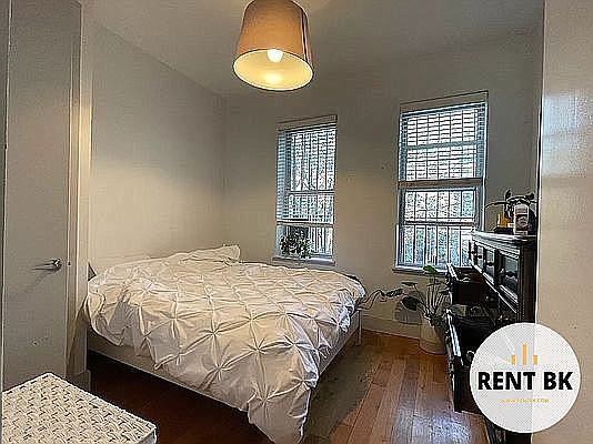 4th image of 231 Jefferson St #2C