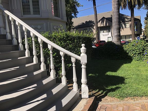 3rd image of 2200 Capitol Ave #0