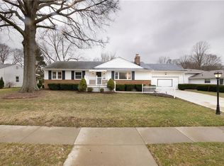 2359 Burnham Rd, Akron, OH 44333