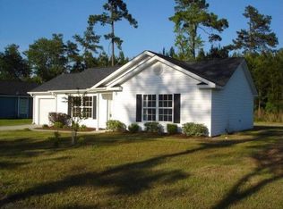 135 Lions Paw Ct, Loris, SC 29569