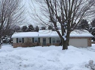 11192 Miller Ave NE, Hartville, OH 44632