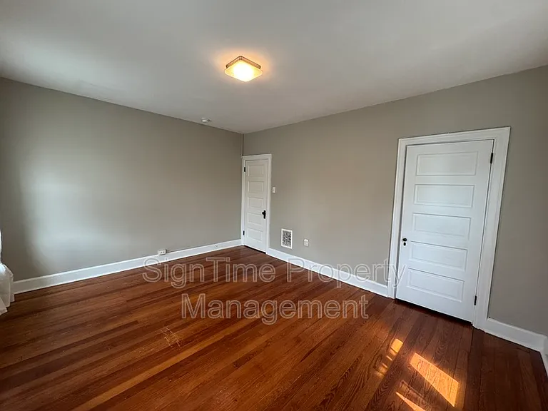 864 Mulberry Ave — Photo 14